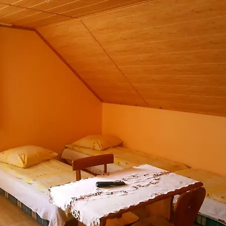 U Gila Homestay